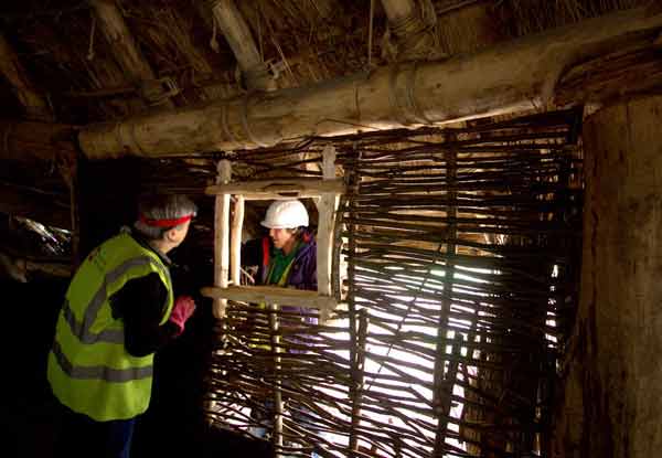 As more panels are completed it gets progressively darker in the house and some resort to modern illuminations.